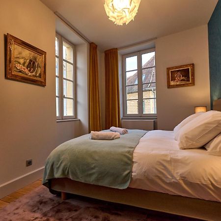 Appartement Montagnon - Les Suites Du Palais - Classe 4 Etoiles, Parking Prive, Vue Cathedrale, 3 Chambres, Primo C0Nciergerie Nevers Exterior foto