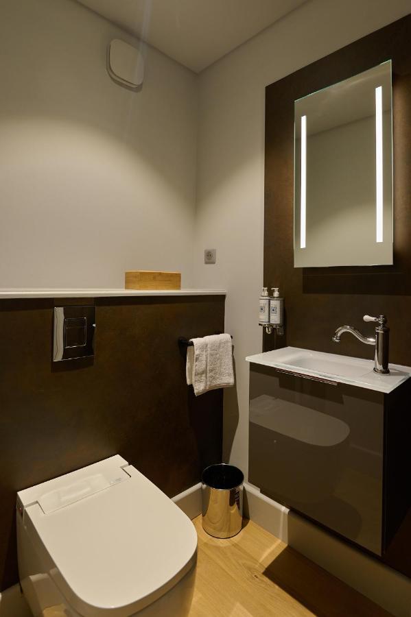 Appartement Montagnon - Les Suites Du Palais - Classe 4 Etoiles, Parking Prive, Vue Cathedrale, 3 Chambres, Primo C0Nciergerie Nevers Exterior foto